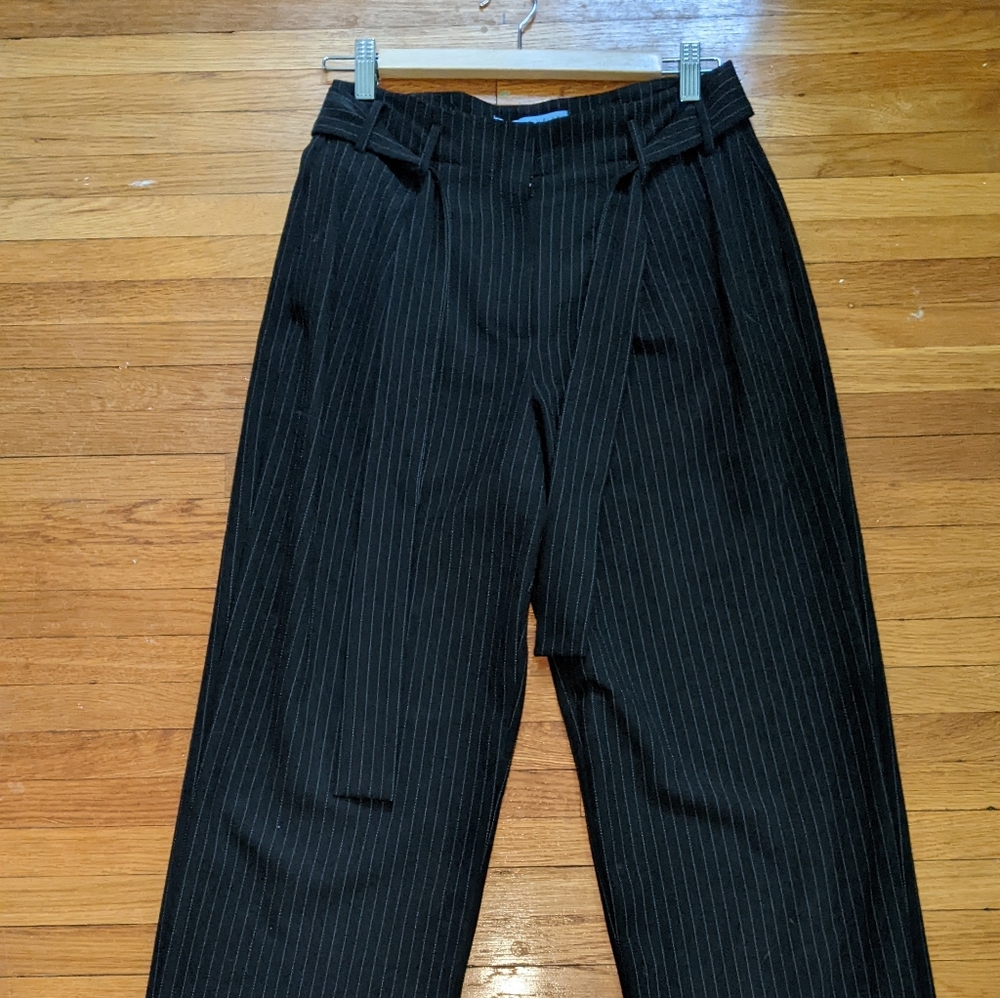 NEVER BEEN WORN - Pinstripe black straight legged pants